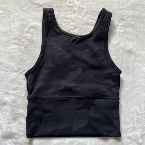 Lululemon Power Pivot Top - Picture 2 of 2